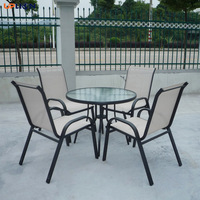 Ensemble de meubles de jardin Uplion 5 pièces, table à manger en acier résistant aux intempéries et ensemble de chaises empilables pour villa, patio, cour