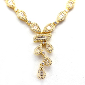 Sophisticated rani necklace of the 