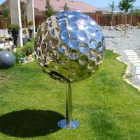 Ornement de jardin, fontaine en forme de balle de golf en acier inoxydable poli miroir de 1,5 mètre, à vendre