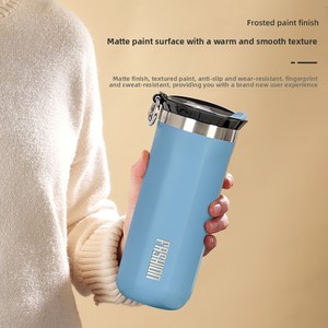 Tazza <span class=keywords><strong>da</strong></span> Caffè in Acciaio Inox a Doppia Parete Personalizzabile 350ml 450ml <span class=keywords><strong>con</strong></span> Coperchio e Corda per Ufficio e Viaggio - Product Image 3