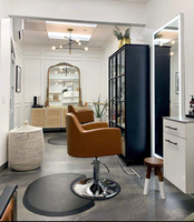 Nouvelle conception, chaise de styliste en cuir véritable, ensemble complet avec miroir, mobilier de salon pour salon de coiffure, atelier, vente en gros