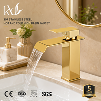 Keran Air Terjun Baja Tahan Karat SUS304 Proyek Komersial Pemasangan di Dek Satu Lubang Lapisan PVD Garansi 5 Tahun Kustom OEM