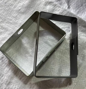 Sistema de Soportes para Bandejas de Cables Galvanizados: Brazos Transversales y Soportes para Montaje Horizontal y en Pared - Product Image 1