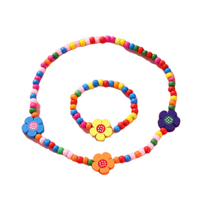 <span class=keywords><strong>Set</strong></span> di Gioielli per Bambine con Fiori, Nuova Moda con Collana e Braccialetto con Ciondolo a Fiore e Perline per Ragazze - Product Image 1