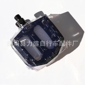 Pedales de Bicicleta de Aleación de Aluminio Negros Antideslizantes, Pedales de Bicicleta de Montaña con Eje de Acero y Rodamientos de Bolas - Product Image 4