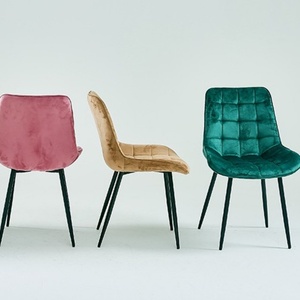 Sillas de Comedor Industriales Ergonómicas y Estables con Patas de Metal y Tapicería de Terciopelo Acolchado para Apartamentos y Almacenes, Color Beige, Venta al Por Mayor - Product Image 4