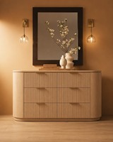 Cadre de lit plateforme moderne et minimaliste de luxe avec base cannelée en bois massif, tailles Queen et King, ensemble de chambre d'hôtel personnalisé