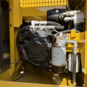 Excavadora de cadenas usada Komatsu PC120 en excelentes condiciones para un funcionamiento fluido - Product Image 6