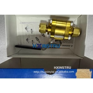 วาล์วบอลทองเหลือง Swagelok รุ่น 60 ซีรีส์, ท่อ OD, B-63TS8 มือสอง H - Product Image 1