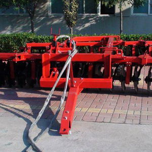 Arado de Discos Rojo Multifuncional para Cultivo Agrícola y Labranza del Suelo - Product Image 1
