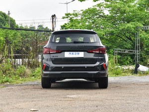 2025 Modell <span class=keywords><strong>J</strong></span> E T T a VS5 Chinas Neuer Benzin-Kompakt-SUV 1.4T 150PS L4 Automatikgetriebe R18 Reifengröße Frontantrieb Linkslenker - Product Image 5