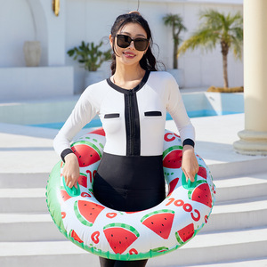 Flotador Inflable para Piscina con Diseño de Sandía de 90 cm, Flotador de PVC Unisex para Adultos - Product Image 2