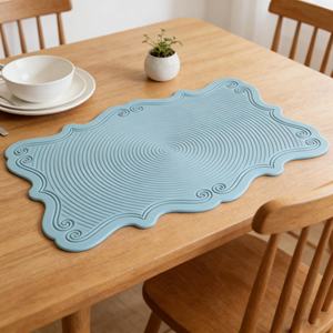 แผ่นรองจานกันน้ำลายลูกไม้ลายนูนรูปสี่เหลี่ยมผืนผ้าลดราคาพิเศษ แผ่นรองจานซิลิโคนแบบกำหนดเองสำหรับโต๊ะอาหารในครัว - Product Image 3