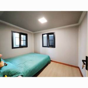 Conteneur d'expédition en acier de 40 pieds <span class=keywords><strong>Maison</strong></span> préfabriquée de 3 chambres de la Chine à la Sierra Leone pour hôtel ou magasin - Product Image 3