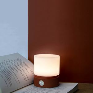 Lampe de chevet LED cylindrique en bois, luminaires décoratifs, lampes de table, cadeaux créatifs pour la décoration intérieure - Product Image 3