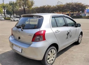 Spoiler posteriore piccolo stile Yaris per Toyota Yaris Hatchback 2008-2013 - Product Image 4