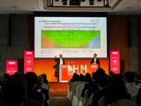 Pantalla LED Plegable para Pósteres P2 mm con Ruedas, Doble Cara, para Interiores, Tiendas Minoristas, Centros Comerciales, Eventos, Aeropuertos