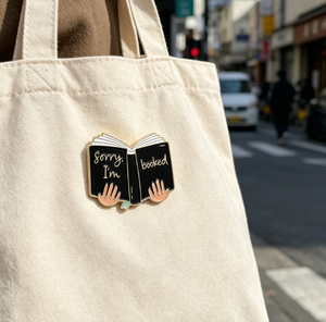 Broches de metal esmaltados personalizados al por mayor para amantes de los libros, accesorios para lectores, regalo de recuerdo, pines de solapa metálicos - Product Image 2