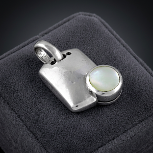 Colgante de Plata de Ley 925 con Madreperla Redonda Blanca de Grado AA para Mujer, Elegante Regalo de Joyería - Product Image 3