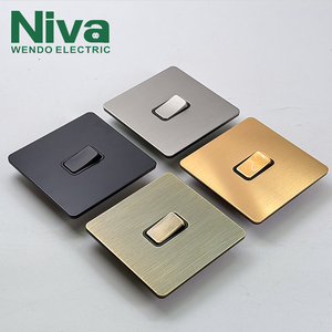 NV2 Métal Série Panneau de luxe en acier inoxydable Interrupteurs muraux Double prise UK Type 146 pour hôtel ou usage domestique - Product Image 6