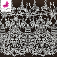 HY3214 Dentelle française blanche 3D brodée de perles et de paillettes avec maille marron pour mariage africain Asoebi