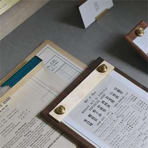 <span class=keywords><strong>ค</strong></span>ลิปบอ<span class=keywords><strong>ร์</strong></span>ด BECORA <span class=keywords><strong>ส</strong></span>ไตล์เร<span class=keywords><strong>ส</strong></span>ติ<span class=keywords><strong>ค</strong></span> วอลนัท ทองเหลือง อุปกรณ์เ<span class=keywords><strong>ส</strong></span>ริมสำหรับโต๊ะทำงาน <span class=keywords><strong>ส</strong></span>มุดโน้ต ของตกแต่งบ้าน <span class=keywords><strong>ส</strong></span>ำนักงาน ที่ใ<span class=keywords><strong>ส</strong></span>่<span class=keywords><strong>เมนู</strong></span>ร้านอาหาร ที่จัดระเบียบกระดาษ - Product Image 4