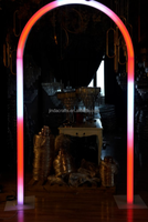Arche de mariage géométrique moderne JINDA avec cadre lumineux carré superposé à LED pour la décoration de scène de mariage et d'événements