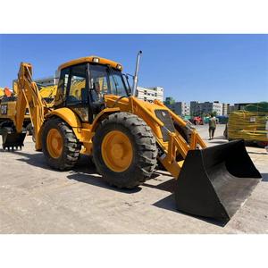 Chargeuse-pelleteuse sur pneus d'occasion JCB 3CX de 8 tonnes, flexible et polyvalente, pour le nivellement des sites de puits de gaz shale, idéale pour tous les terrains - Product Image 3
