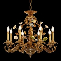 Lustre français en laiton à 8 lumières décoration fleur en porcelaine pour salon