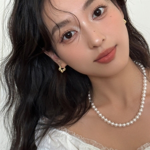 ต่างหูเงินทรงครัวซองต์ประดับเพทาย สไตล์ฝรั่งเศส เรียบหรู ดูดี มีระดับ ใช้งานได้หลากหลาย - Product Image 1