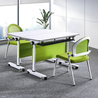 Table d'entraînement pliable avec plateau en bois, structure métallique robuste et roulettes pivotantes à 360° °   Roues pivotantes silencieuses