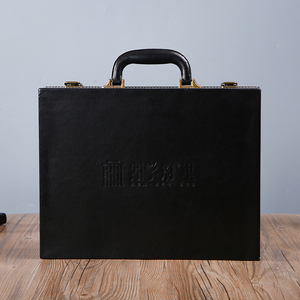 Boîte-cadeau d'outil clé de luxe personnalisée Boîte à outils de transfert en cuir PU avec l'avantage UV Fourniture ponctuelle de biens immobiliers par les fabricants - Product Image 5