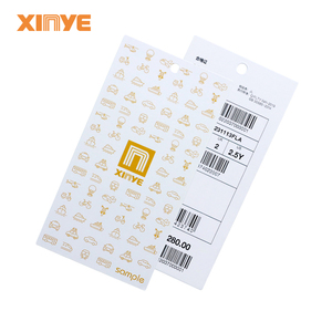 Uhf <span class=keywords><strong>RFID</strong></span> giấy tráng hangtag tùy chỉnh thiết kế màn hình UV in ấn <span class=keywords><strong>RFID</strong></span> may mặc Túi Giày Tag cho hàng tồn kho quản lý - Product Image 2