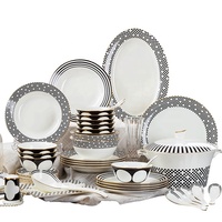 Assiettes de service personnalisées en porcelaine noire et blanche de style chinois, motif végétal, résistantes aux hautes températures, en os de porcelaine, pour la vente en gros