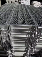 Planche de coffrage Q235 HDG antidérapante perforée avec extrémité à crochet pour la construction de ponts et de coffrages
