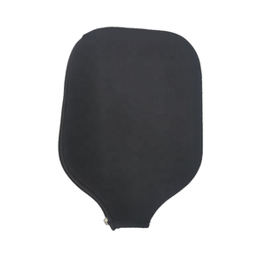Balle de pickleball en nylon durable, légère et portable, avec grip antidérapant, conception sans bords, expérience de frappe stable, divertissement en intérieur - Product Image 6