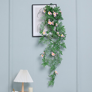 Plante artificielle Ruilisi Daisy, guirlande murale décorative pour la maison, les mariages et l'extérieur, fleurs en plastique et soie. - Product Image 1