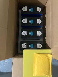 Cellule de batterie rechargeable Ogniwa Moich Klientow Z EV E LF280K V3 280Ah 300Ah 8000 cycles 3.2V - Product Image 6