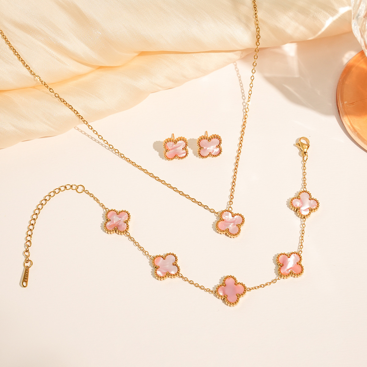 ensemble trois pièces rose dégradé coloré de 13 mm