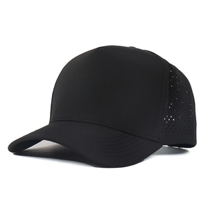 Gorras de Béisbol de 5 Paneles con Perforación Láser, Impermeables, Transpirables, de Poliéster, con Logotipo Personalizable, Letras y Patrones - Product Image 1