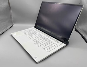 Core I7 de 10.ª Generación, Pantalla Grande de 17.3 Pulgadas, RTX2070s, 16 GB de RAM, SSD de 512 GB, Ware M17 R3 M17 R3 - Product Image 4