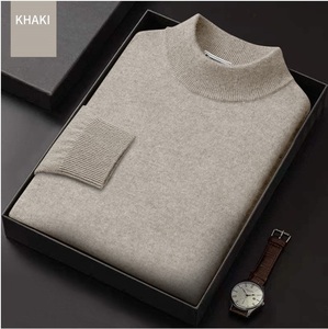Jersey de lana de mohair de Invierno en Blanco de ganchillo liso negro con cuello redondo suéter de punto de Cachemira para hombres - Product Image 1