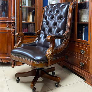 Sedia Presidenziale Girevole in Legno Massello Stile Americano di Lusso, Sedia Direzionale di Alta Gamma, Sedia da Ufficio Classica. - Product Image 2