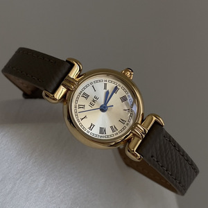 Orologio Vintage da Donna con Numeri Romani, Quadrante Mini Rotondo, Stile Retrò, Cinturino in Pelle - Product Image 2
