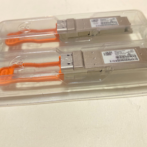 QSFP-40G-CSR4 โมดูล QSFP ของแท้ใหม่จากซิสโก้ 40GBASE รุ่น 40GBASE-CSR4, 4 เลน, 850 นาโนเมตร MMF QSFP-40G-CSR4 - Product Image 2