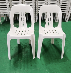 Daire giriş spor salonu veya dış kullanım için zarif dış mekan yemek masası ve sandalye seti geri dönüştürülebilir plastik düğün sandalyeleri - Product Image 1