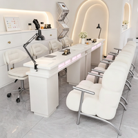 Meubles de salon de beauté modernes en promotion : table de manucure simple ou double en bois avec lampe à ongles