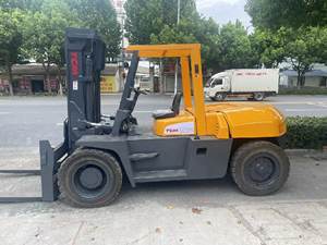 TCM FD105 Chariot élévateur d'occasion de 10.5 tonnes avec options de 5 tonnes et 3 tonnes Caractéristiques en bon état Composants du noyau de la pompe moteur, y compris la boîte de vitesses - Product Image 2