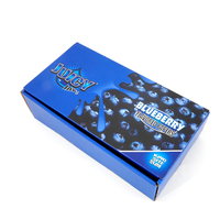 Papiers à rouler aromatisés Juicy Jay's Iconic Blueberry Splash Design King Size Slim, emballage prêt à la vente en boîte.