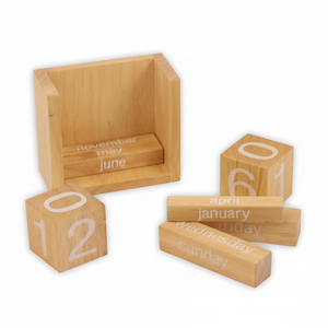 Calendario Perpetuo de Madera Maciza Natural |   Soporte Hecho a Mano |   Suministro al por Mayor - Product Image 1